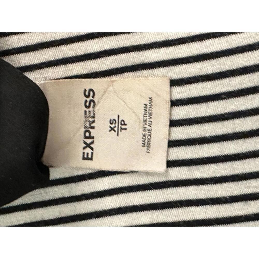 Express Multicolored Reversible Chiffon Floral Ca… - image 6